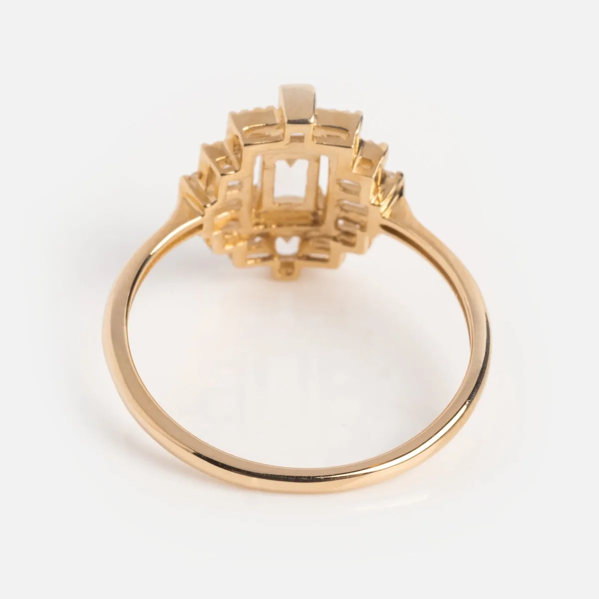 14k Vintage Inspired Art Deco Shield Ring