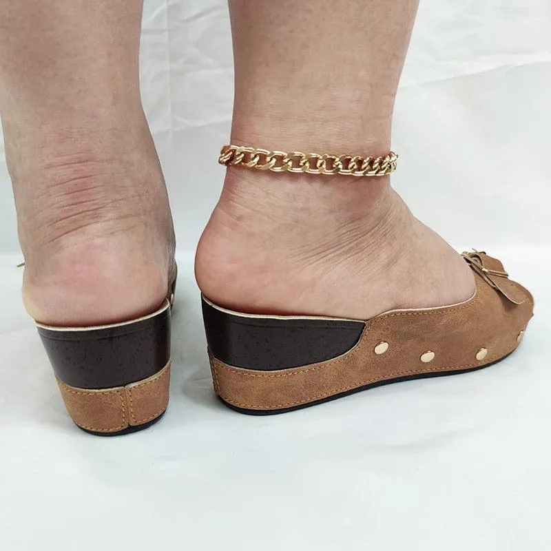 Front Buckle Low Wedge Sandals