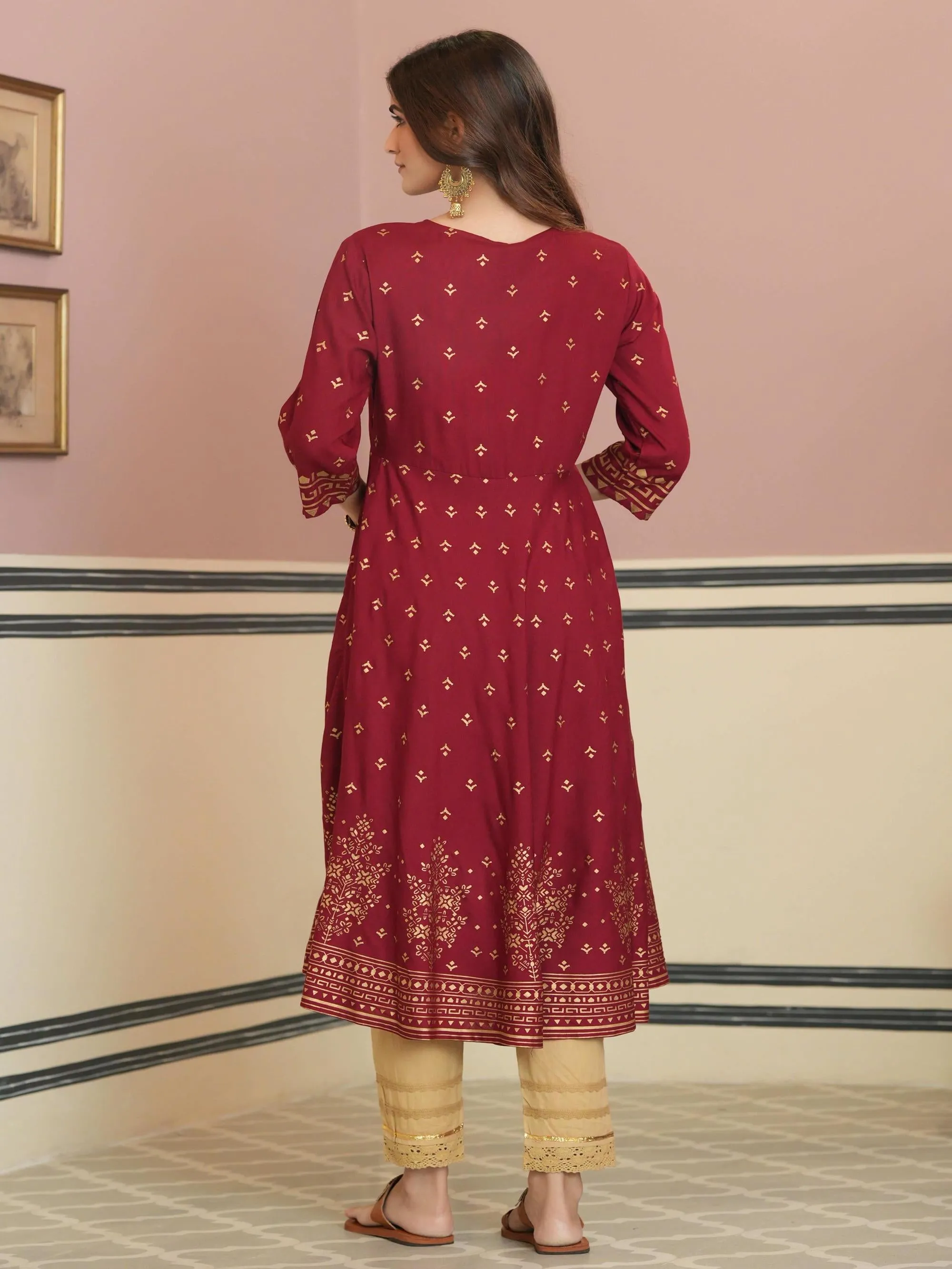 Juniper Maroon Ethnic Motif Printed  Rayon Kurta with Sequins