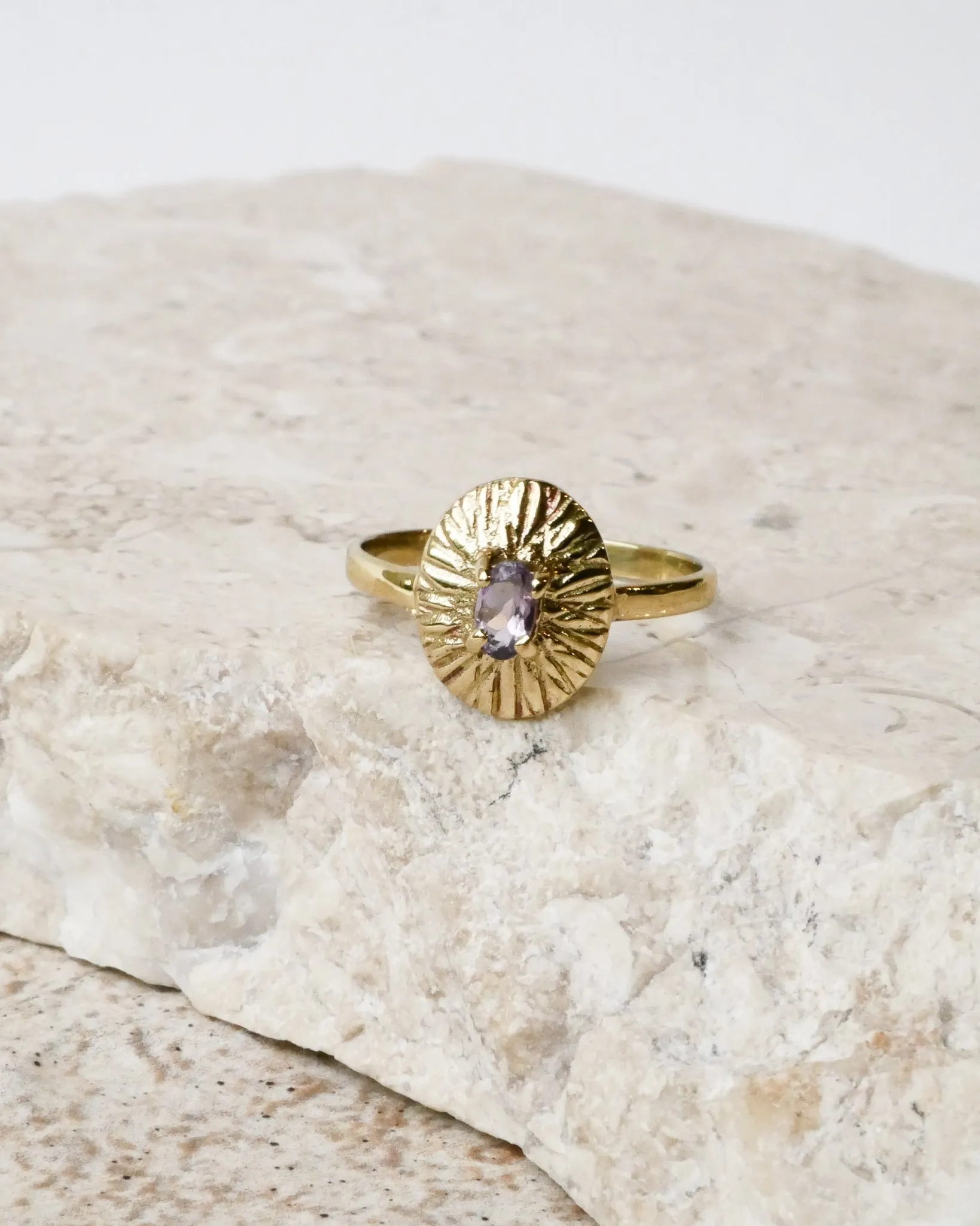 Ring Vintage Amethyst Gold