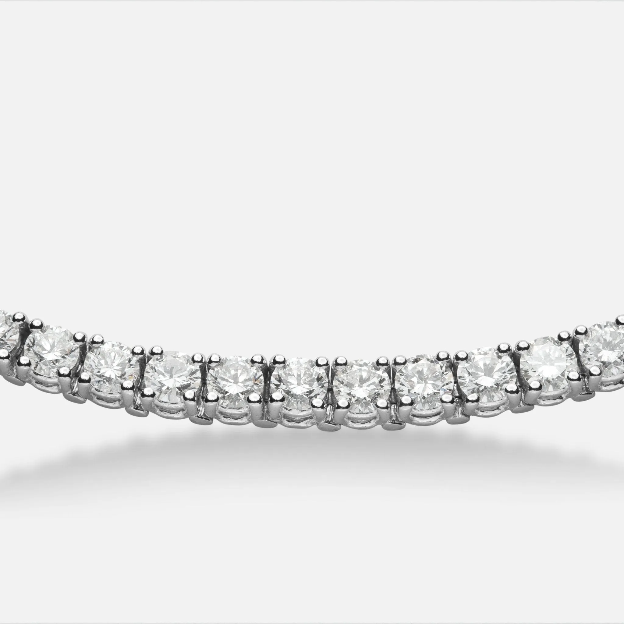 Round Diamond Tennis Bracelet, 7.84 CT